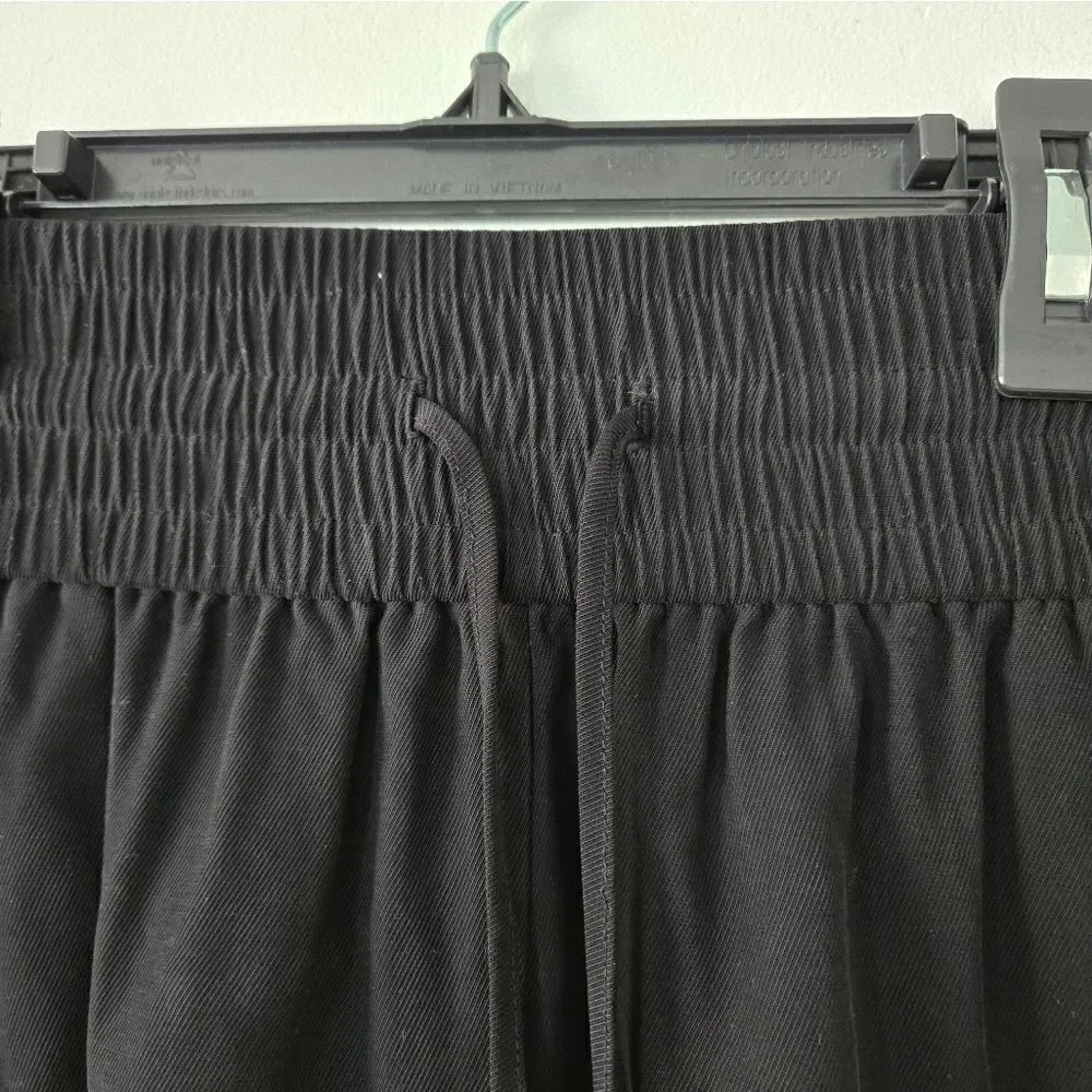 NWT Open Edit Pull on Shorts